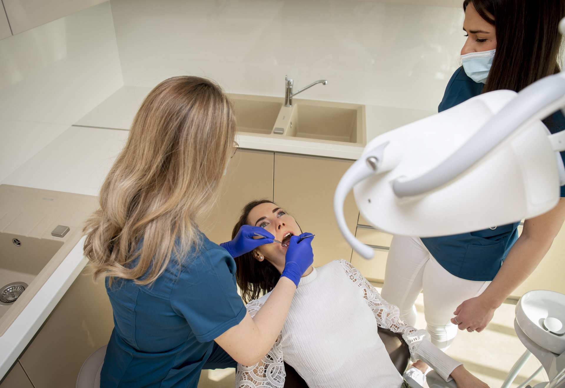 Gyökérkezelés Győrben | DentExpert Fogászat Gyökérkezelés Győrben